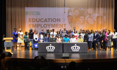  Group photo of students, CMS representatives and City of Charlotte employees at signing event